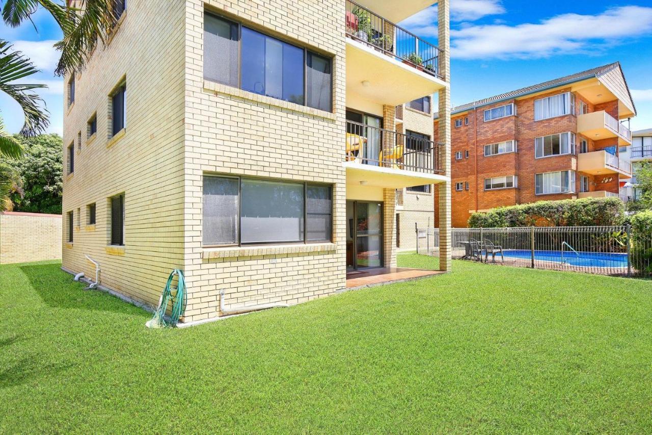 Golden Shores Unit 1 21 Landsborough Parade Apartment Caloundra Exterior photo